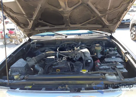 1999 Toyota Tacoma from USA, damaged, VIN 4TAPM62N8XZ407984